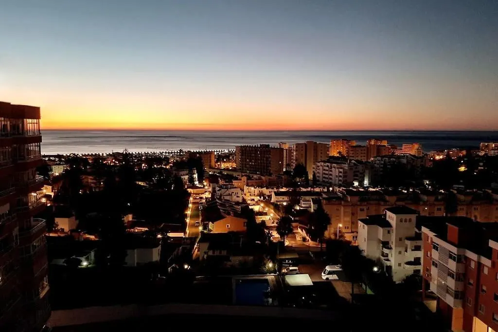 Atico Con Vistas Panoramicas En Torremolinos Apartment